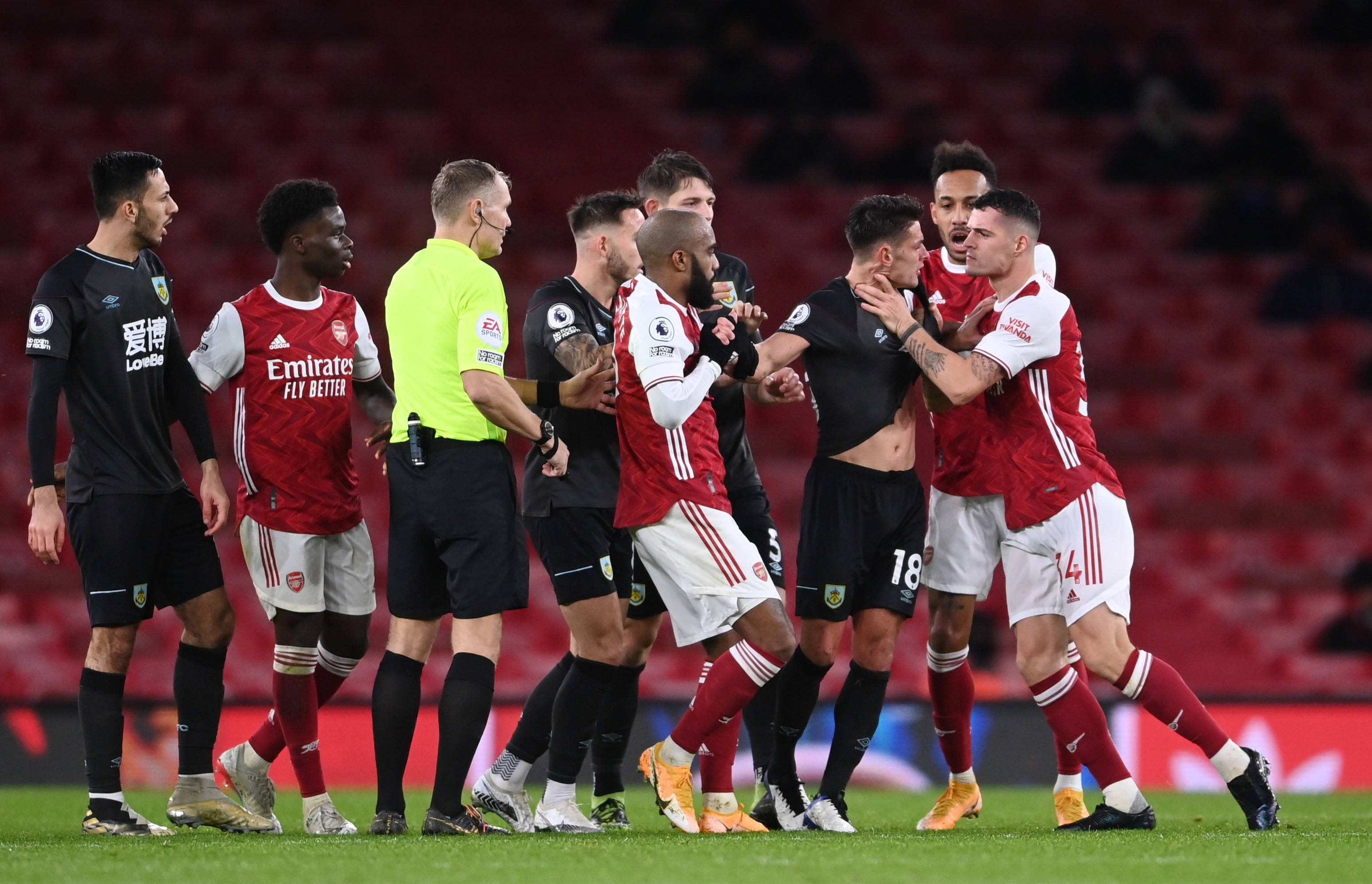 然试图反击 然试图反击