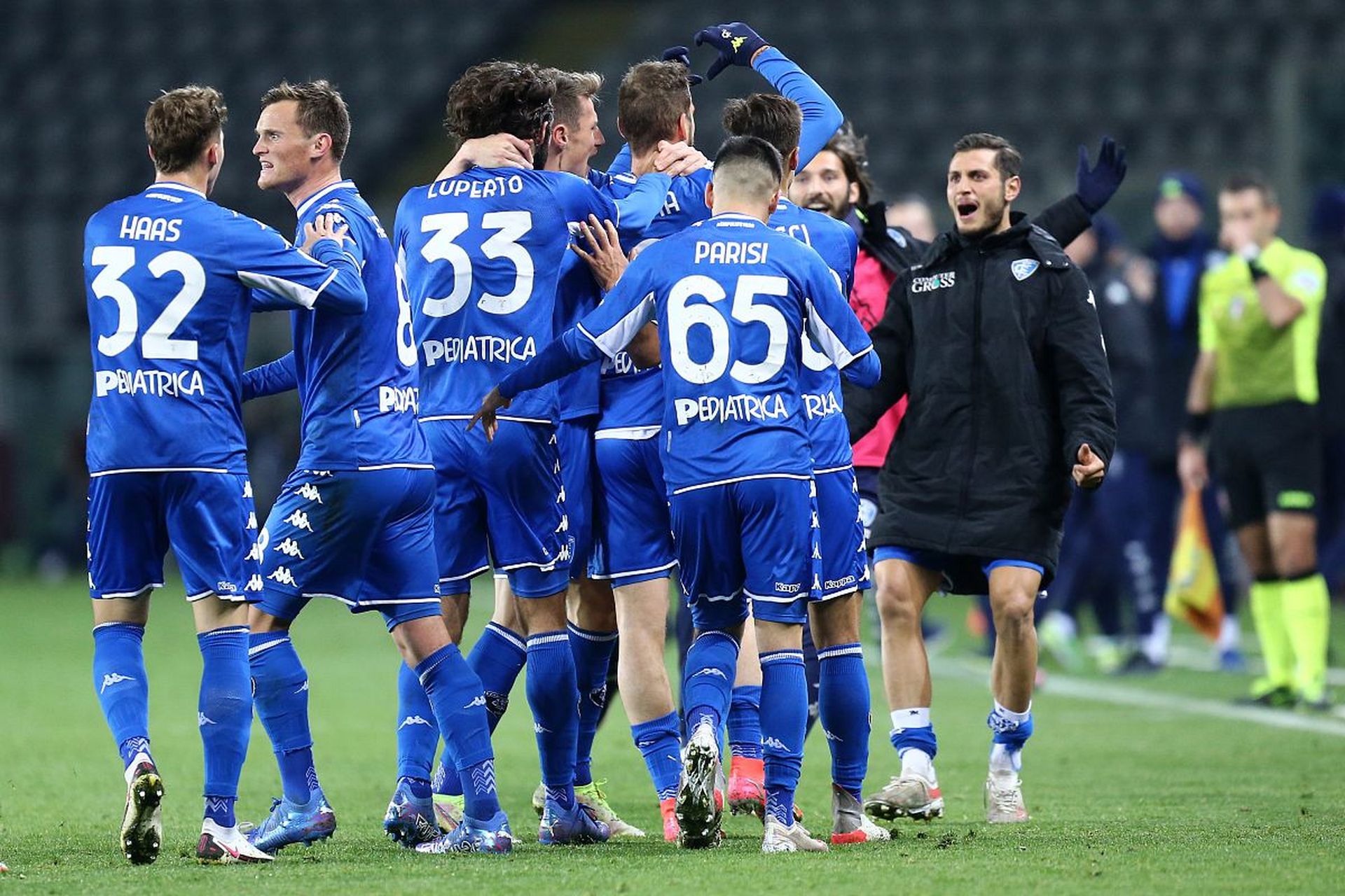 青训学院已 青训学院已